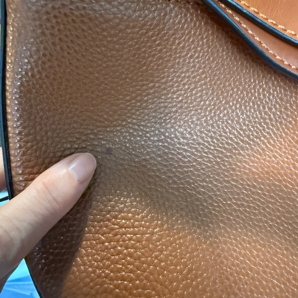 Tucker Tweed Equestrian Manor Tote Signature Logo Shoulder Bag Chestnut - Picture 9 of 10